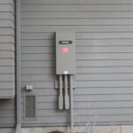 Automatic transfer switch